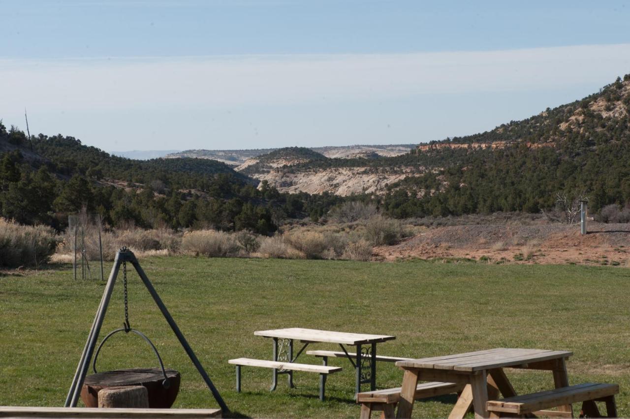 Boulder Mountain Guest Ranch Villa Exteriör bild